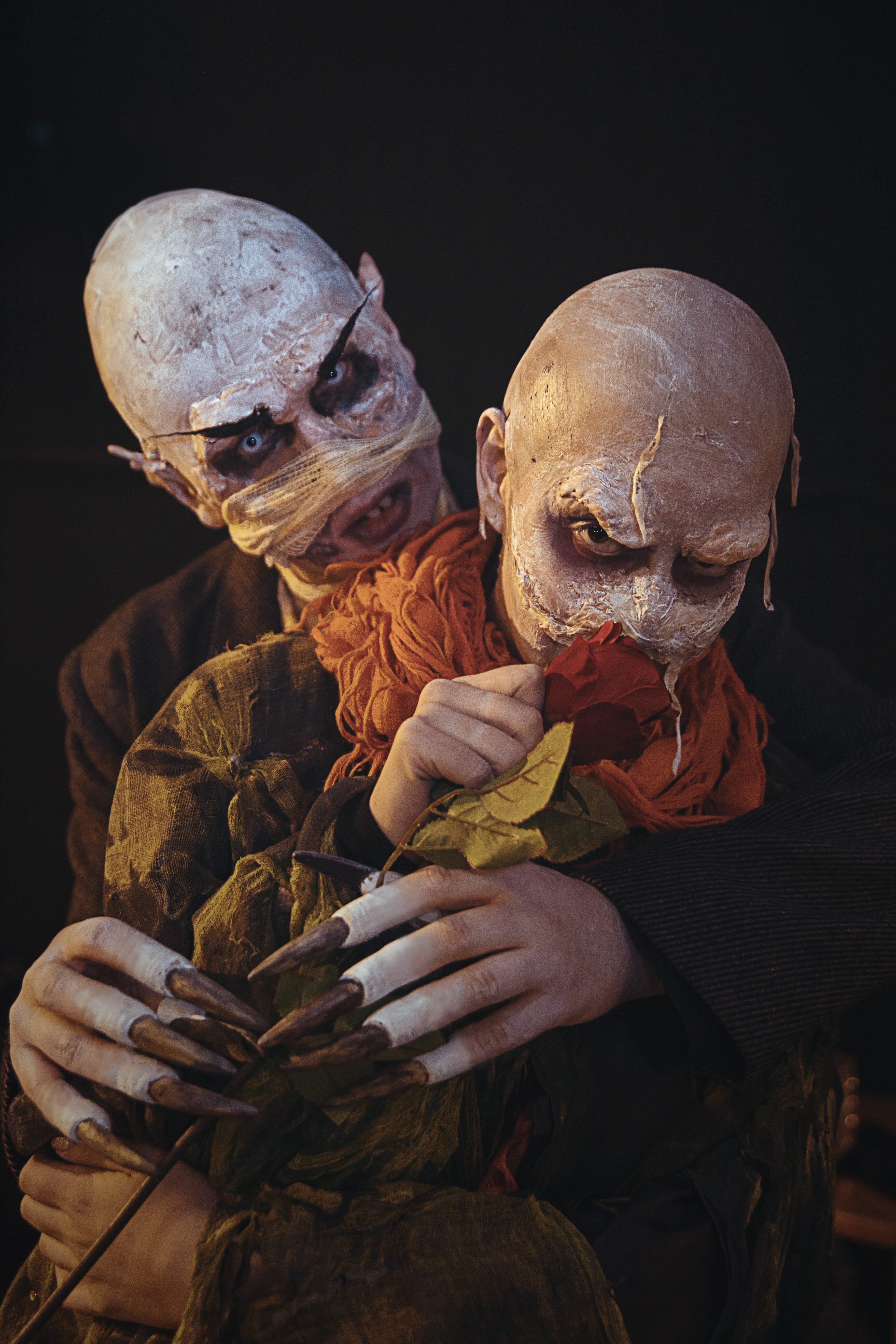 Nosferatu couple with rose